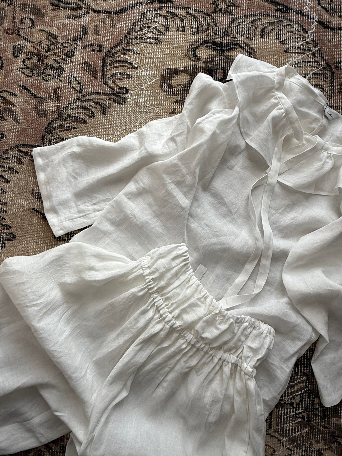 つけ衿フリルブラウス