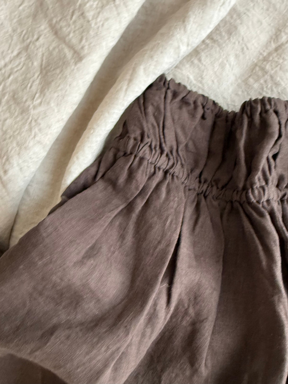 ハイウエストバルーンパンツ