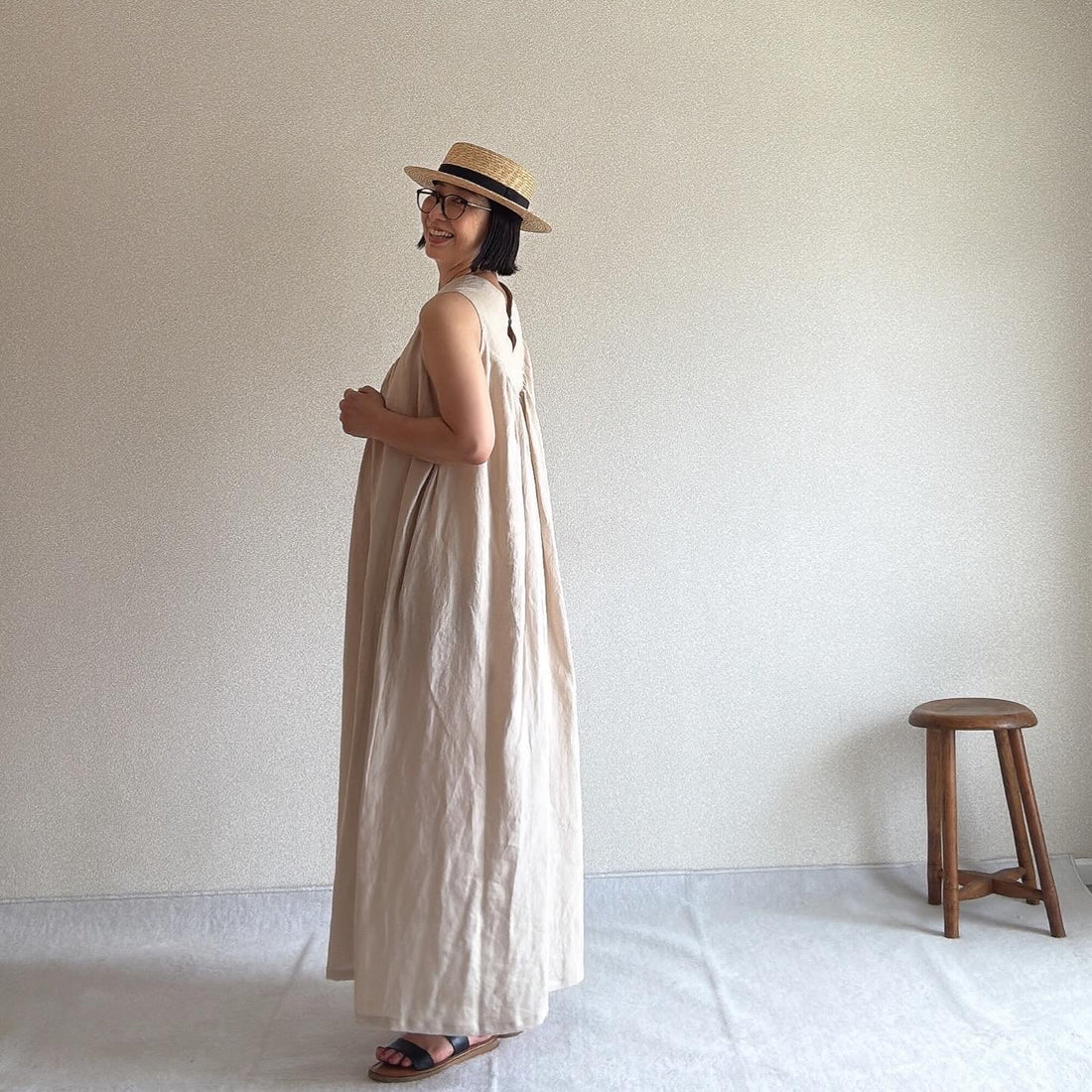 【新品、未使用】lachicbaton胸元ギャザーワンピース 胸元ギャザーワンピース – la chic baton